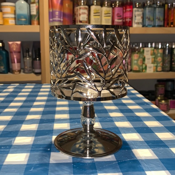 Bath & Body Works Accents Bath Body Works Vine Leaf Pedestal 3wick Candle Holder Poshmark